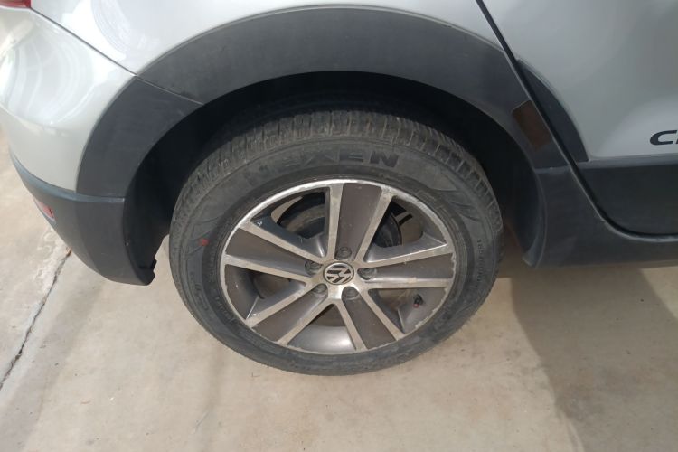 大众 2012款 1.6L Cross Polo AT车身外观56