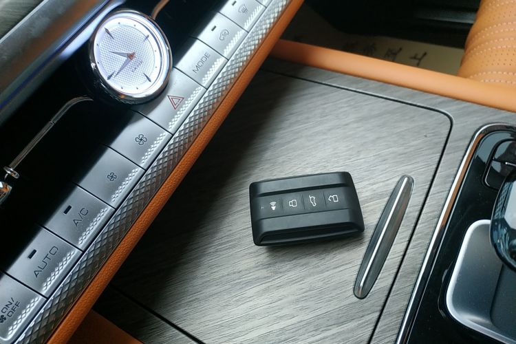 坦克500新能源 2025款 Hi4-Z中控内饰11