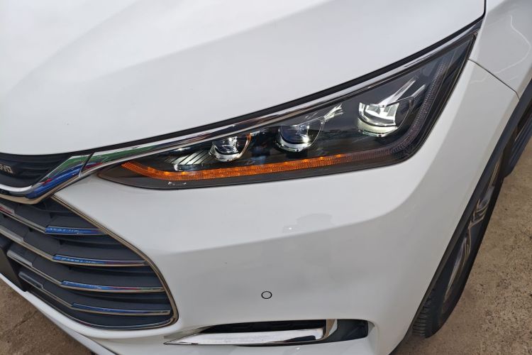 比亚迪 唐 2018款 2.0T 自动智联尊悦型 7座 国V局部细节36