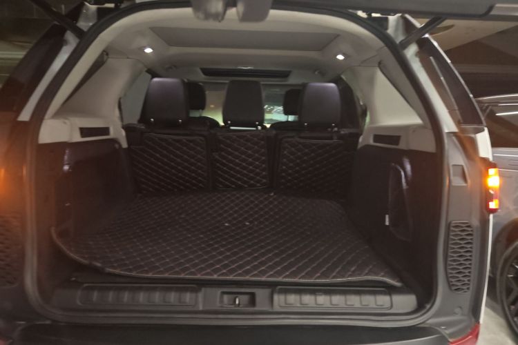 路虎 发现 2017款 3.0 SC V6 S机舱底盘23