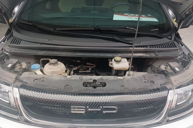 比亚迪 海豚 2021款 405km 时尚版机舱底盘24