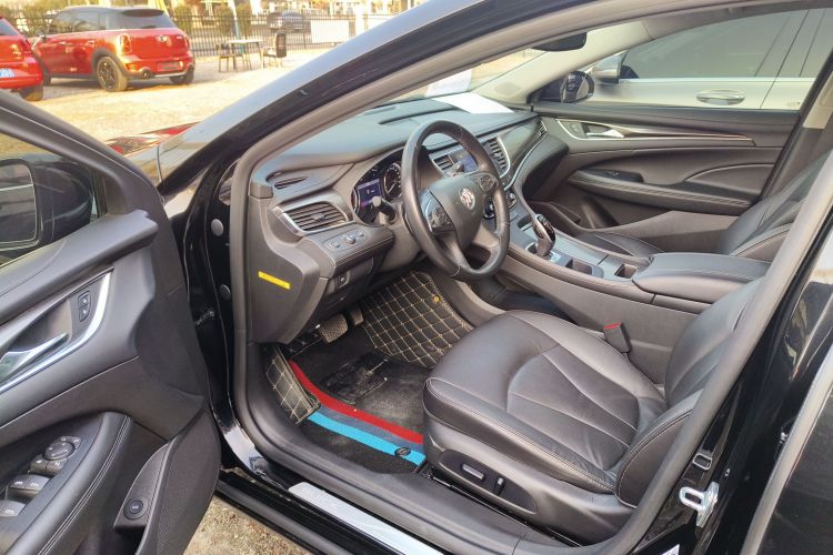 别克 君越 2022款 652T 豪华型中控内饰7003