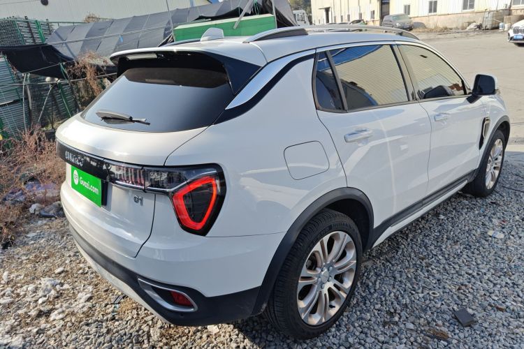 领克01 2017款 2.0T 两驱型Pro版车身外观7