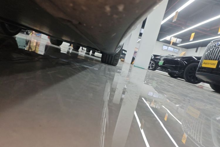 特斯拉 Model 3 2025款 后轮驱动版局部细节9002