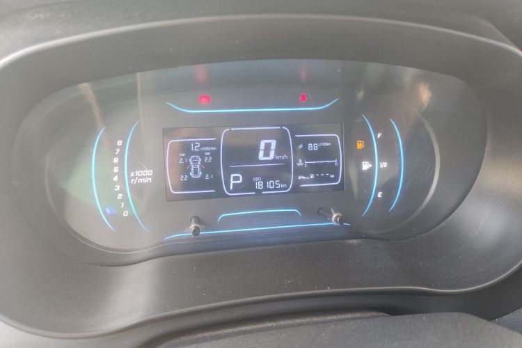 野马汽车 斯派卡 2022款 1.5L CVT豪华型局部细节14