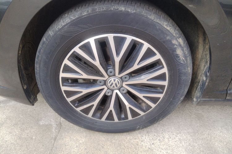 大众 速腾 2020款 200TSI DSG舒适型 国VI车身外观35