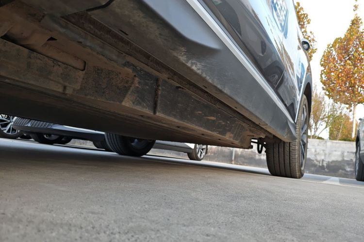 比亚迪 宋PLUS新能源 2025款 EV 智驾版 605km 旗舰型局部细节9002