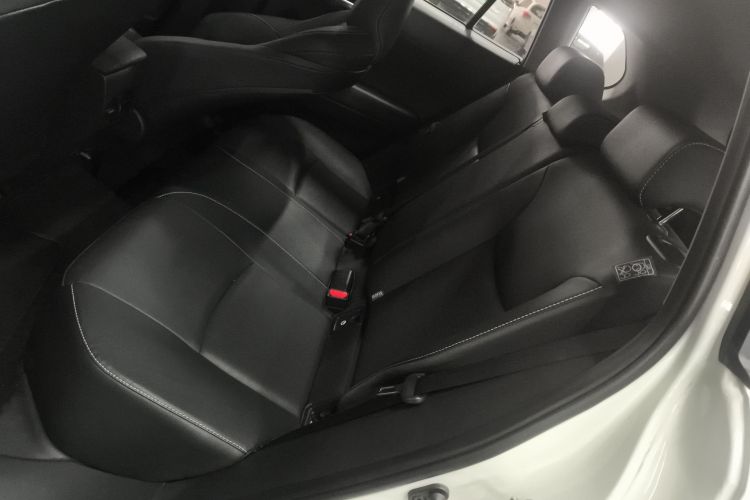 丰田 锋兰达 2022款 2.0L CVT豪华PLUS版中控内饰21