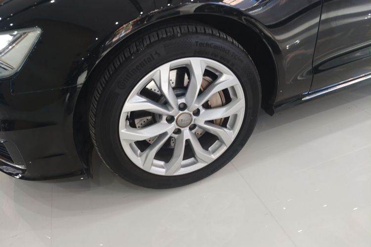 奥迪A6L 2017款 45 TFSI quattro 运动型车身外观6007