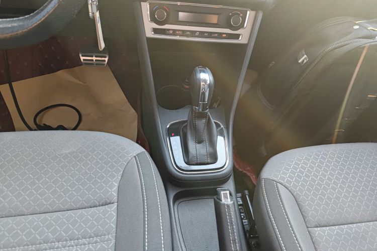 大众 2014款 1.6L Cross Polo 自动局部细节18