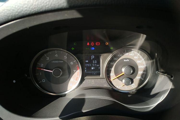 斯巴鲁 森林人 2015款 2.0i 特装纪念版中控内饰14