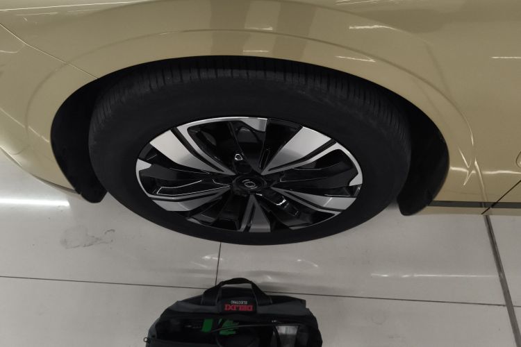 长安启源A07 2023款 增程 200 Max车身外观6007