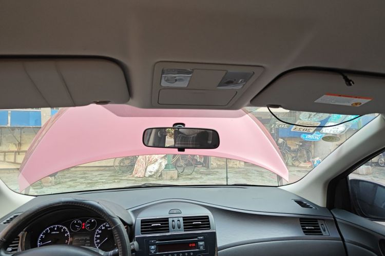 日产 骐达TIIDA 2014款 1.6L 手动舒适型局部细节22