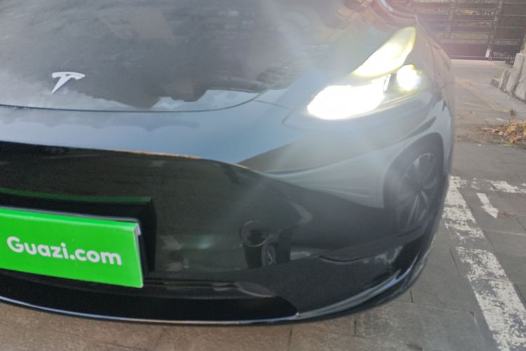 特斯拉 Model Y 2022款 后轮驱动版局部细节36