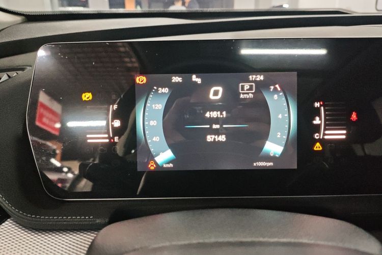 北京汽车 北京X7 2022款 1.5TD DCT致尚版中控内饰14