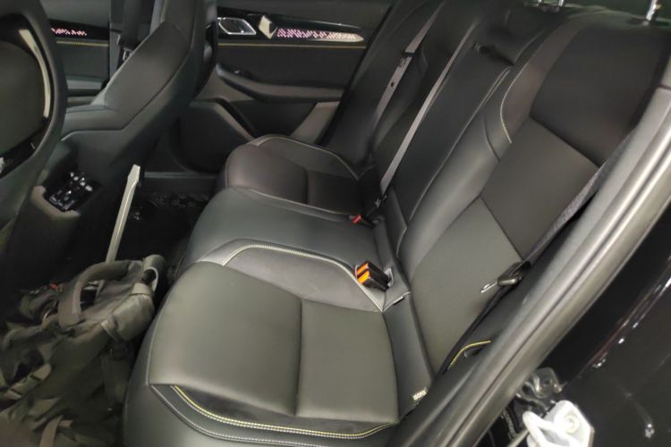 领克03 2023款 1.5TD DCT劲Pro中控内饰7004