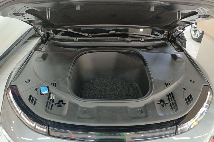 小鹏P7 2020款 670N局部细节24