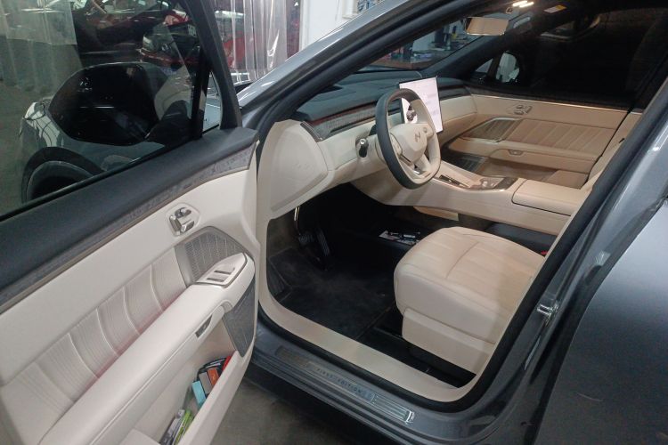 乐道L90 2025款 Max 六座版中控内饰20