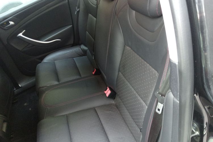 雪铁龙C5 2014款 1.6T 自动尊享型中控内饰7004