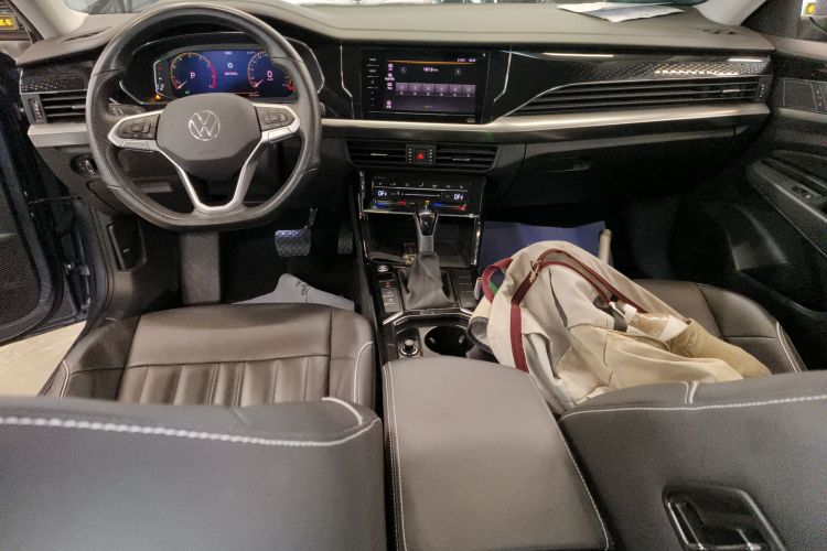 大众 帕萨特 2022款 330TSI 精英版中控内饰12