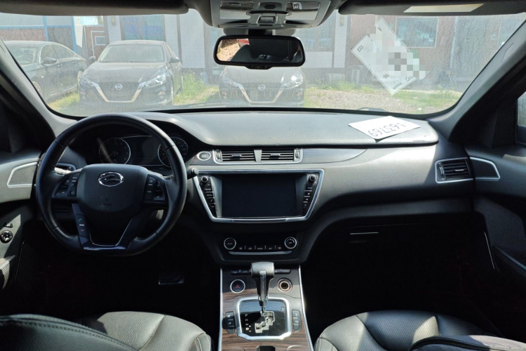 陆风X7 2015款 2.0T 全景尊贵版中控内饰7002