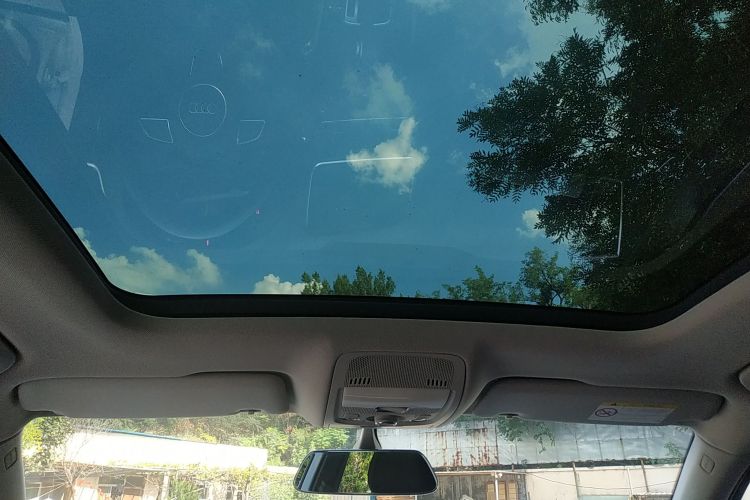 奥迪Q5 2017款 40 TFSI 进取型中控内饰22