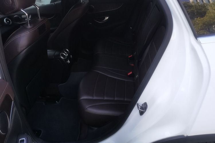 奔驰GLC 2018款 GLC 300 4MATIC 动感型中控内饰7004