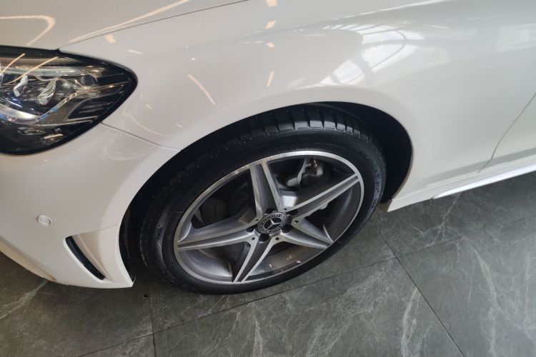 奔驰C级 2019款 C 260 L 4MATIC 运动版车身外观6007