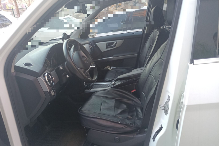 奔驰GLK级 2013款 GLK 300 4MATIC 动感天窗型中控内饰19