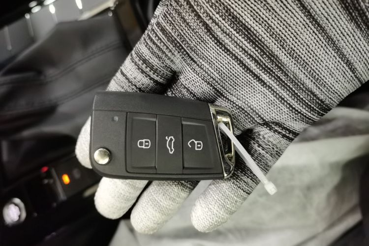 大众 帕萨特 2026款 出众款 330TSI 星空精英版中控内饰11