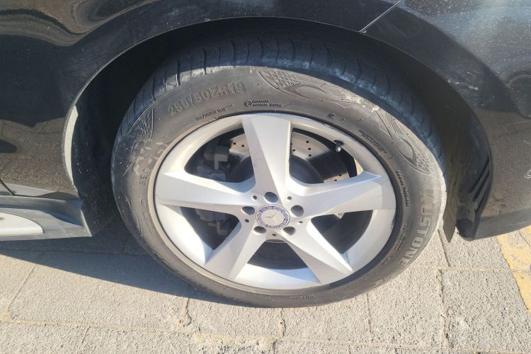 奔驰M级 2014款 ML 320 4MATIC车身外观6007