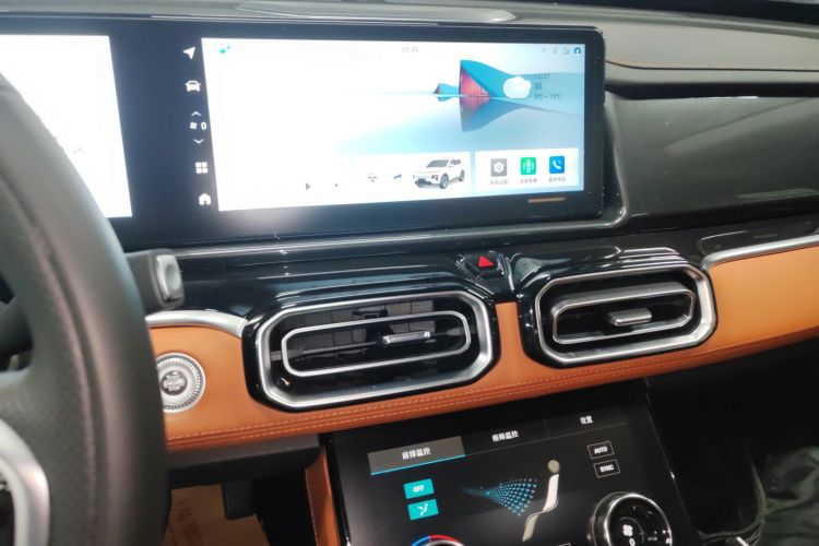 捷途山海L7 2024款 1.5T 120km MAX+ 7座中控内饰16