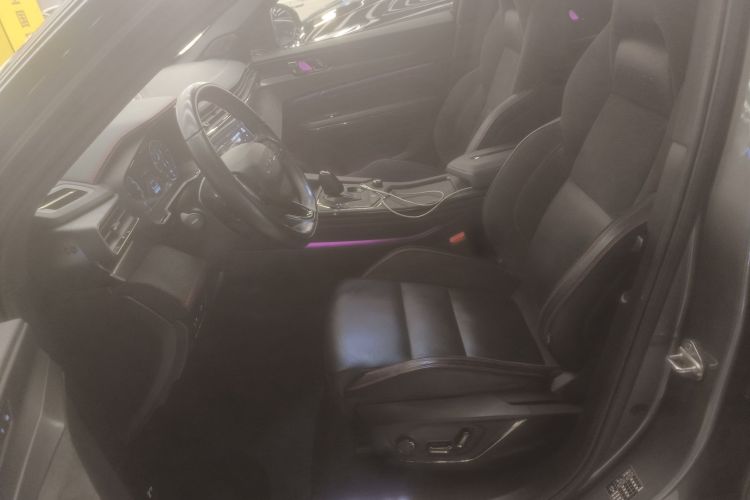 领克05 2020款 2.0TD 四驱劲Halo中控内饰19