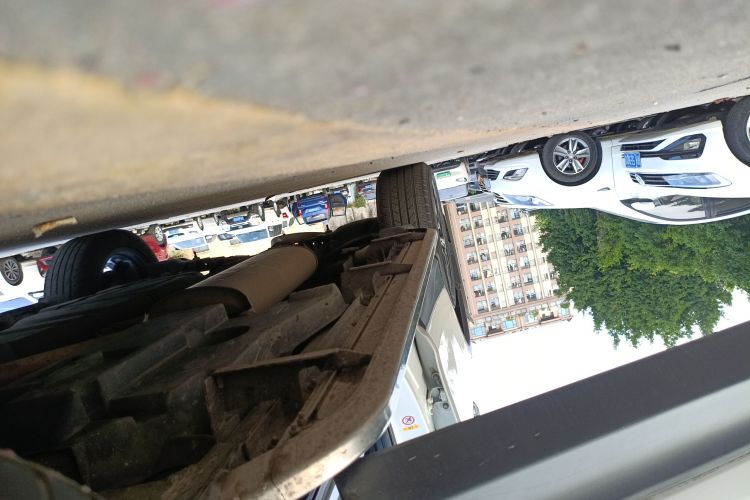 丰田 RAV4荣放 2015款 2.5L 自动四驱精英版局部细节9001