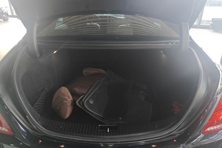 奔驰S级 2014款 S 320 L 商务型机舱底盘23