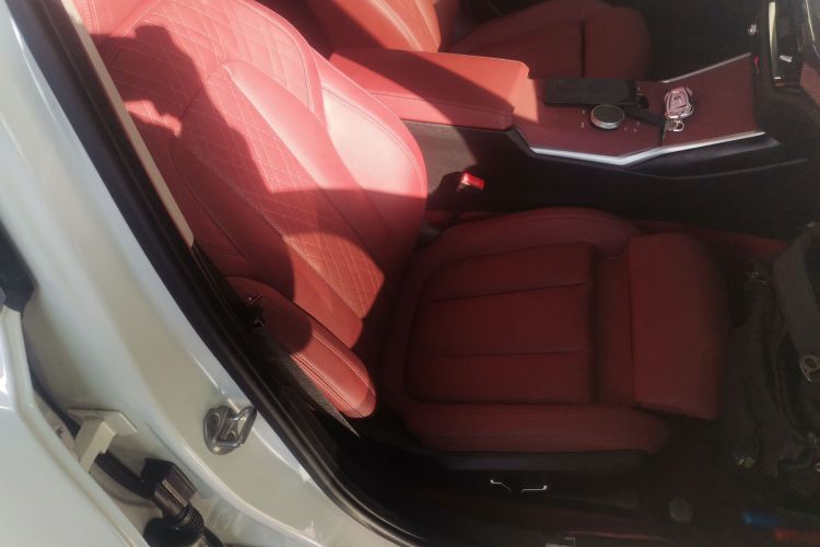 宝马i3 2025款 eDrive 35 L局部细节41