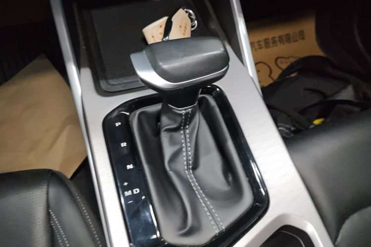 吉利汽车 帝豪 2022款 第4代 1.5L CVT精英型中控内饰18