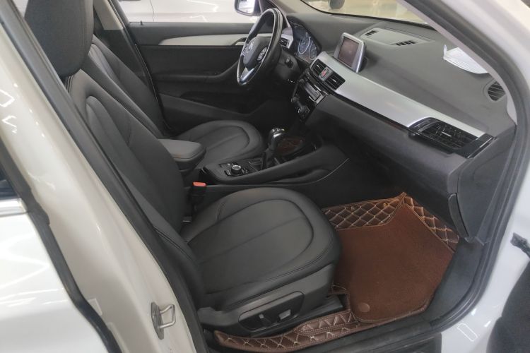 宝马X1 2018款 sDrive20Li 领先型局部细节41