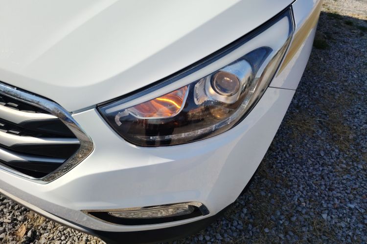 北京现代ix35 2015款 2.0L 自动两驱智能型 国IV车身外观36