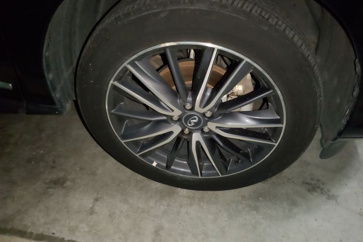 英菲尼迪QX60(进口) 2018款 2.5 S/C Hybrid 两驱卓越版 国VI车身外观6007