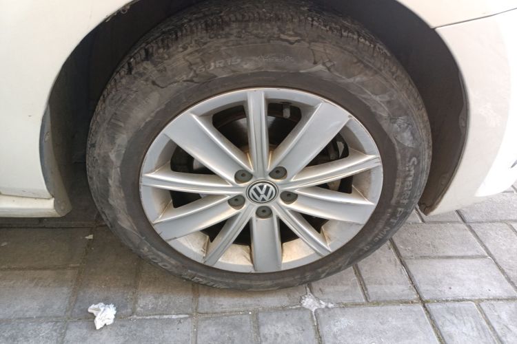 大众 Polo 2014款 1.4L 自动舒适版车身外观10