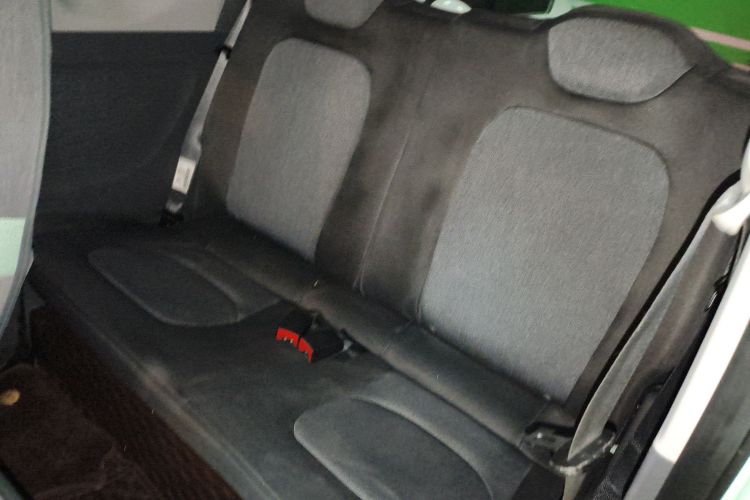 五菱汽车 宏光MINIEV 2021款 马卡龙时尚款 磷酸铁锂中控内饰21