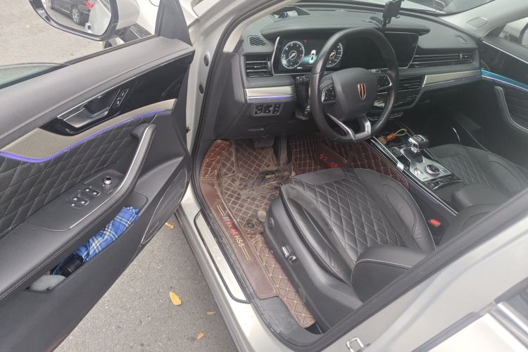 红旗HS5 2019款 2.0T 智联旗享版中控内饰20