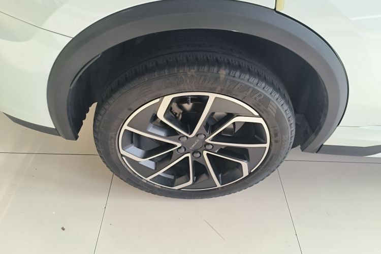 领克01 EM-P 2023款 1.5TD EM-P AM车身外观6008