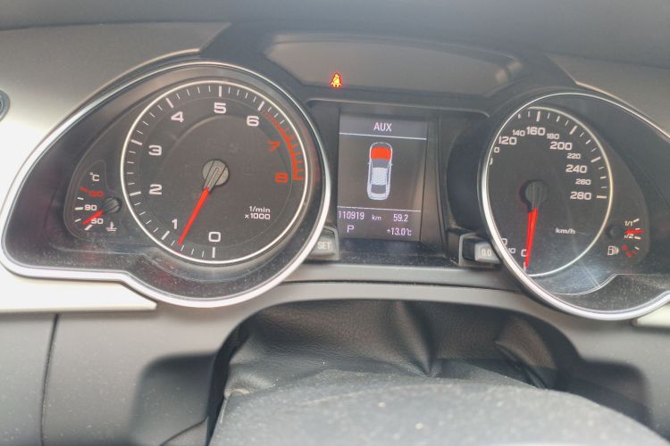 奥迪A5 2010款 3.2 coupe quattro中控内饰15