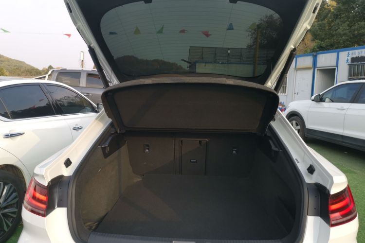 一汽-大众CC 2021款 380TSI 夺目版机舱底盘23