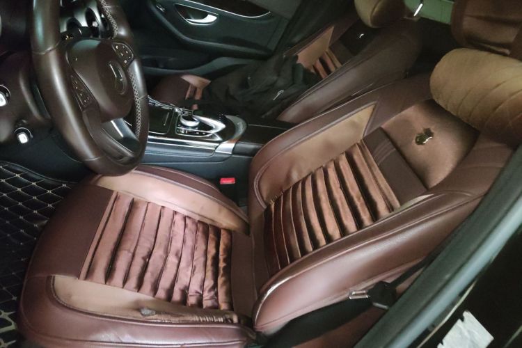 奔驰GLC 2018款 GLC 260 4MATIC 豪华型中控内饰19