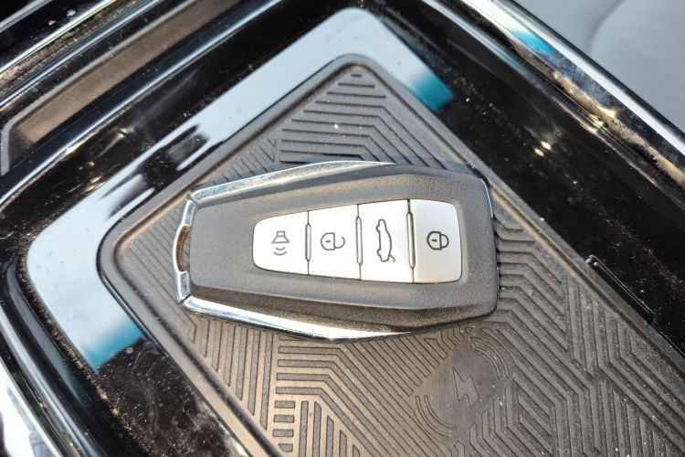 吉利几何G6 2022款 480 新享型中控内饰11