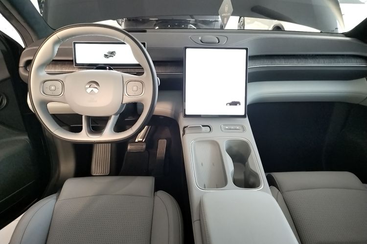 蔚来ES6 2024款 75kWh中控内饰12