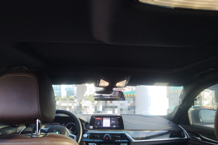 宝马5系 2019款 改款 525Li M运动套装局部细节22